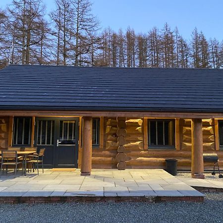 Ewes Water Log Cabins Langholm Ngoại thất bức ảnh