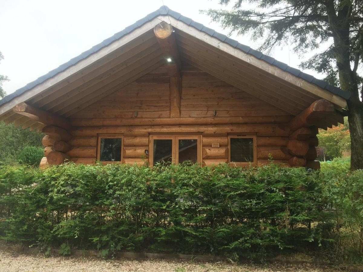Ewes Water Log Cabins Langholm Ngoại thất bức ảnh