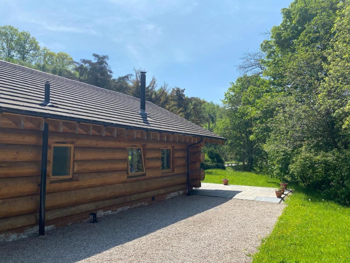 Ewes Water Log Cabins Langholm Ngoại thất bức ảnh