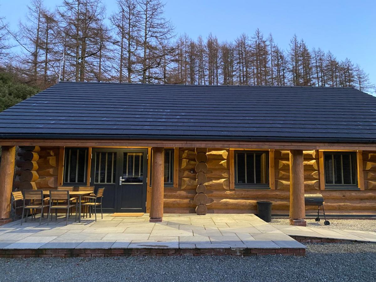 Ewes Water Log Cabins Langholm Ngoại thất bức ảnh
